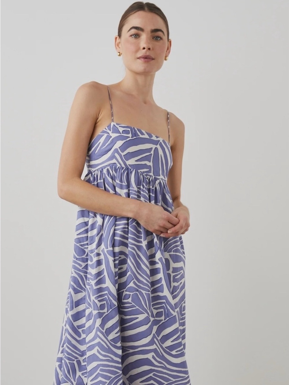 RAILS Lucille Dress
Island Waves
Blue White Printed Spaghetti Strap Midi Dress